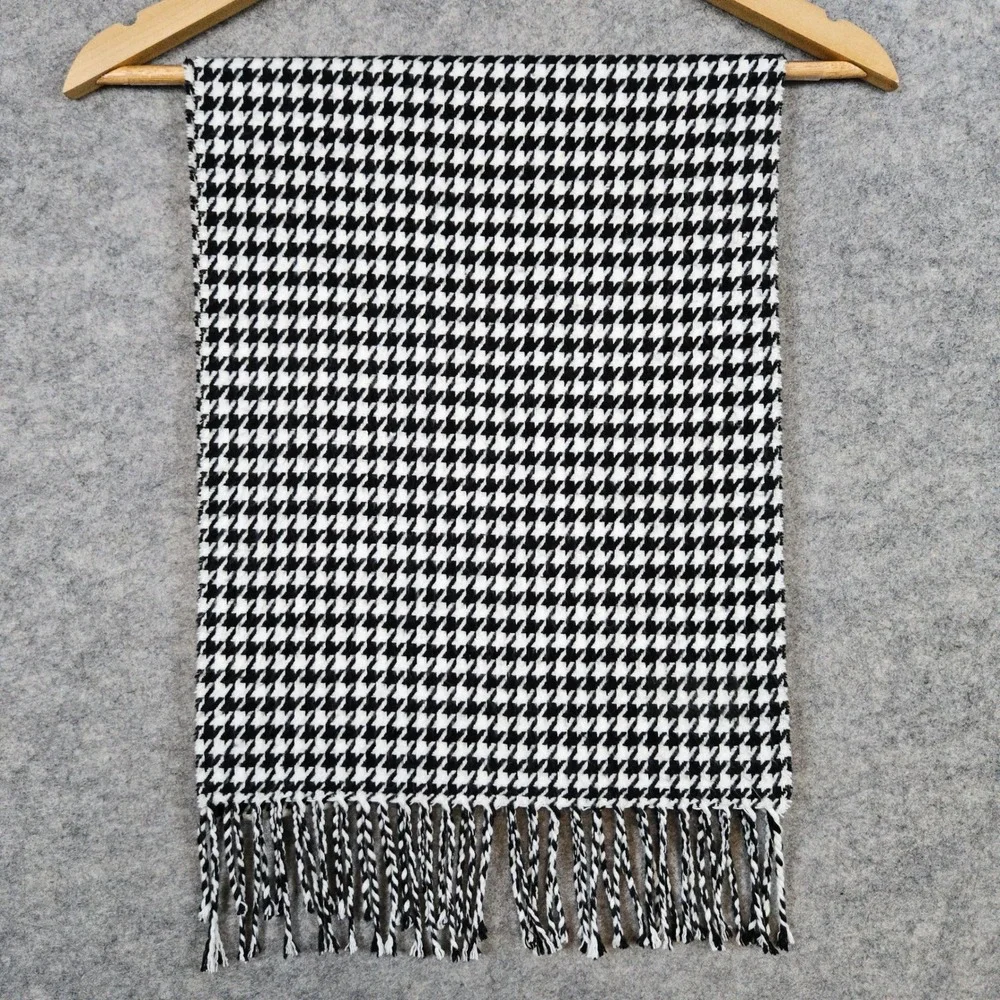 Unbranded Black‎ & White Houndstooth Scarf/Wrap Fringed 64x12.5 Soft Cozy Winter